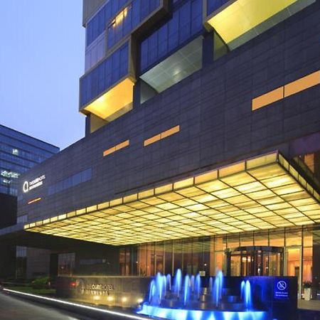 The Qube Hotel Shanghai - Pudong International Airport Exterior foto